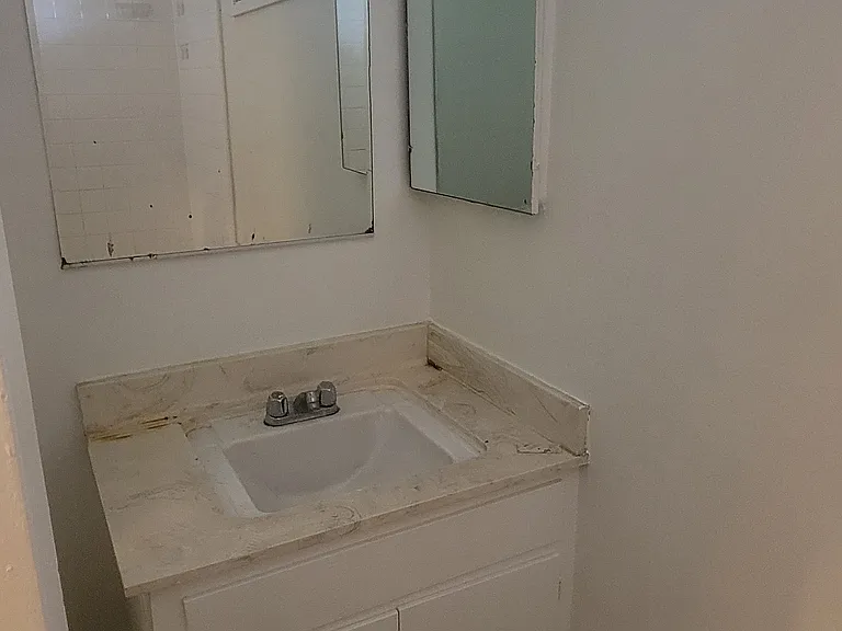 10419 Regent St #4 — Photo 3
