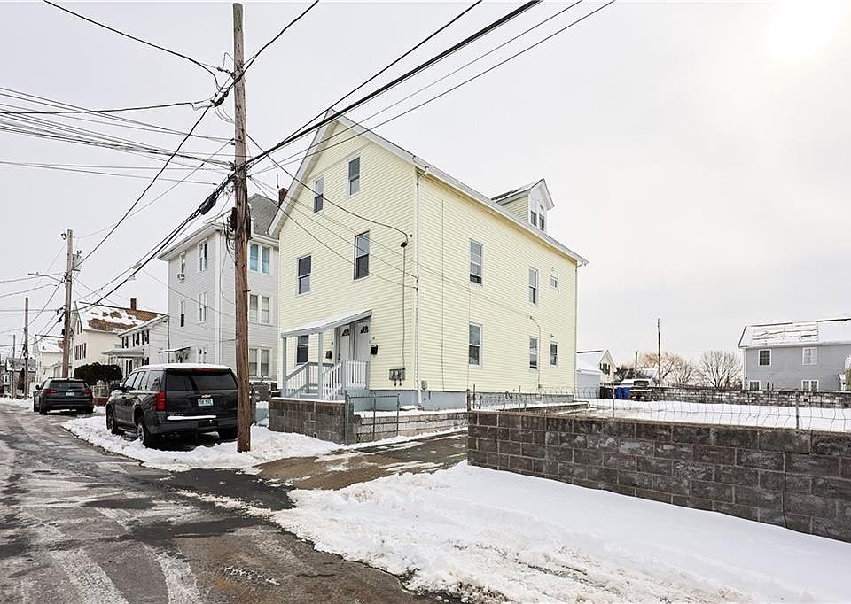 1st image of 46 Bloomingdale Ave