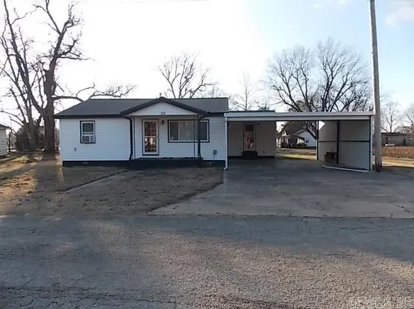 310 N Knoble St, Cardwell, MO 63829