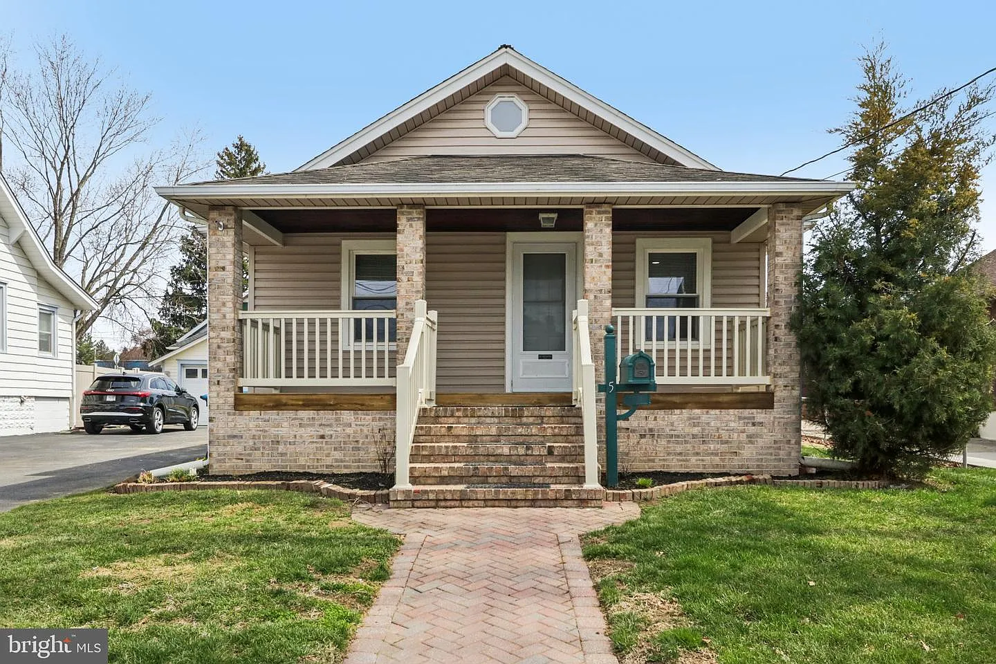 5 Adelphia Ave photo 1