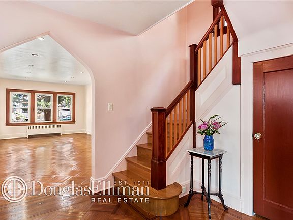 2nd image of 4223 Avenue I