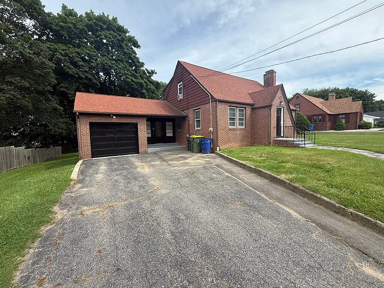 41 Clough Rd — Photo 3