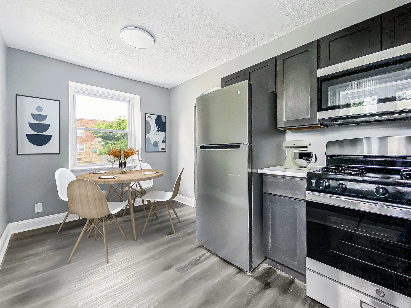 Willow Court Apartments — Photo 4