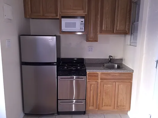 Rented by Maidman Realty Group LLC | media 33