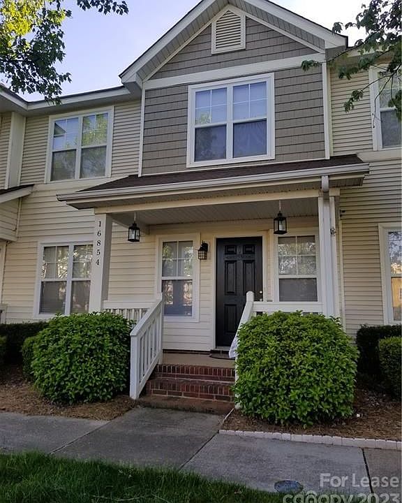 1st image of 16854 Bridgeton Ln