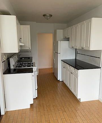 2nd image of 49 Davis Ave #871