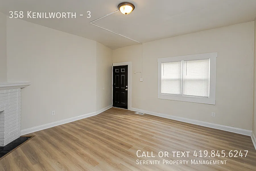 Fresh for Summer! Beautifully Renovated 2-Bedroom Apartment Near the Historic Old West End! — Photo 2