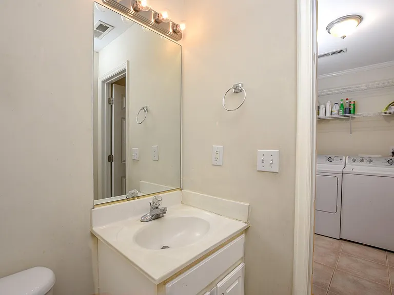 3908 Silver Chalice Dr — Photo 13