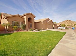 2513 E Glenhaven Dr, Phoenix, AZ 85048