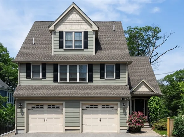 2 Jamaica Pl #2, Jamaica Plain, MA 02130