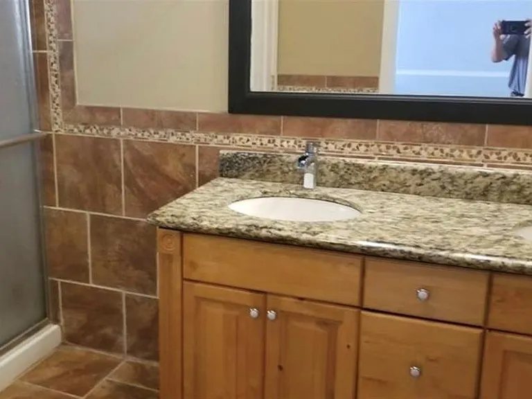 3386 Shorelake Dr — Photo 10