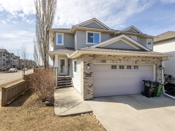 9456 Stein Way NW, Edmonton, AB T6R 0E4