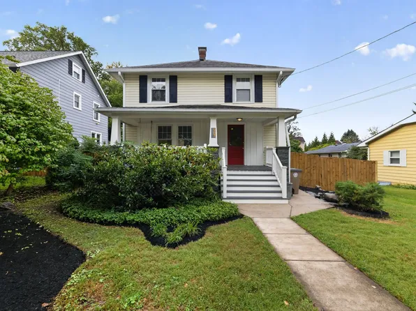 907 Grandin Ave, Rockville, MD 20851