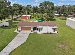 3035 Forest Dr, Lakeland, FL 33811