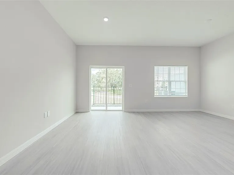2139 Penny Ln — Photo 16
