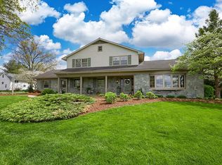 744 W Newport Rd, Lititz, PA 17543