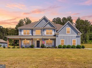 72 Sanders Xing, Newnan, GA 30263