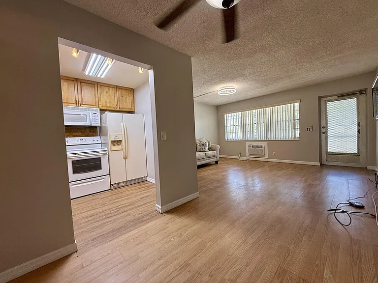 141 Northampton St #141-G — Photo 6
