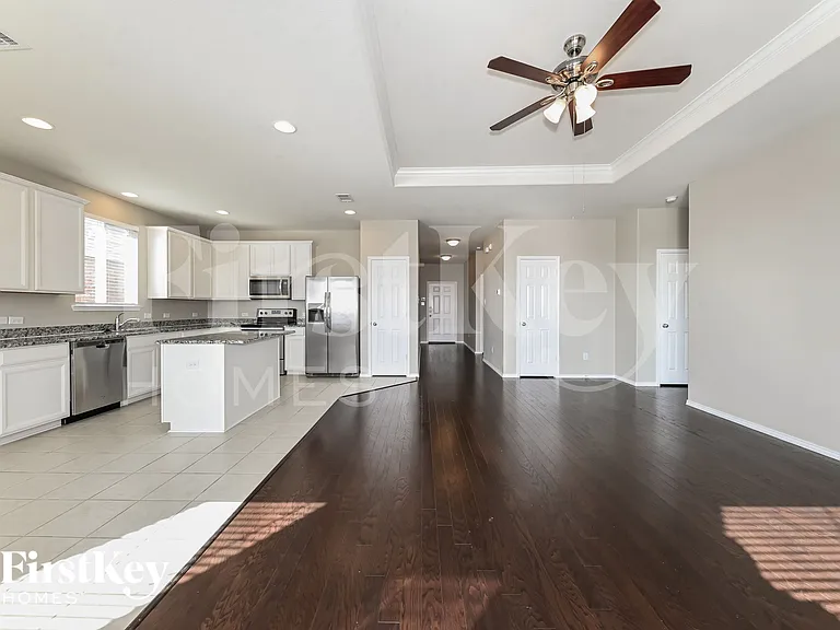 2023 Avondown Rd — Photo 2
