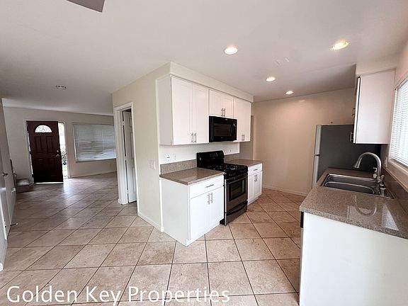 5th image of 3657 Harbor View Way