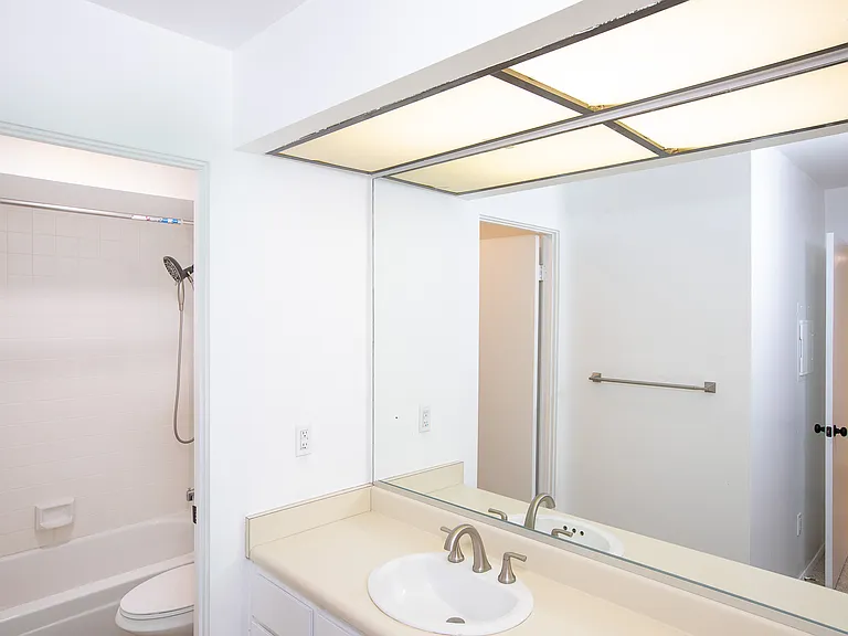 255 Avenida Granada #725 — Photo 11