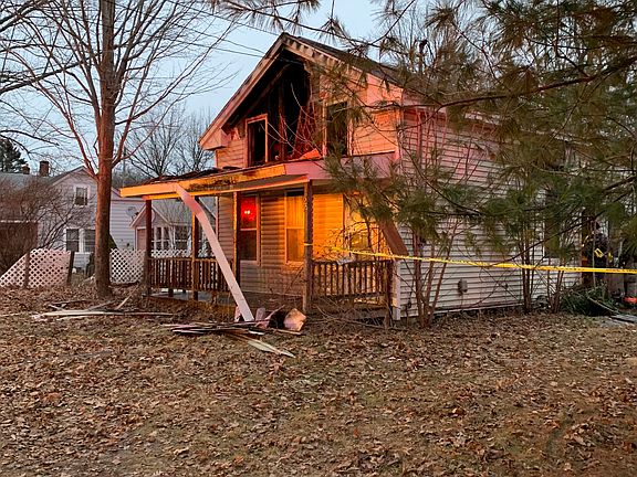 5th image of 26 Lake Ave