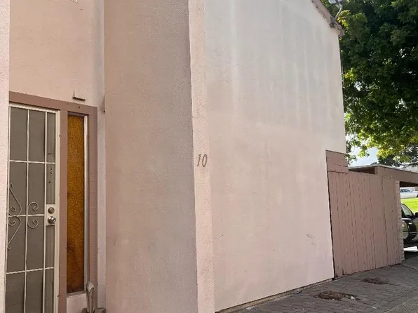 915 Acosta Plz Unit 10, Salinas, CA 93905