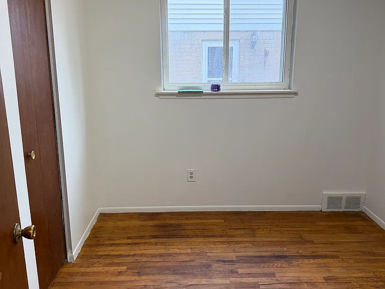 19405 Opal St — Photo 9