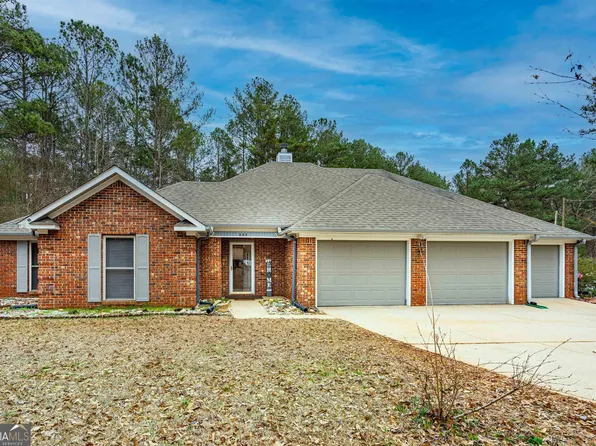 226 E View Pointe Dr, Lagrange, GA 30241