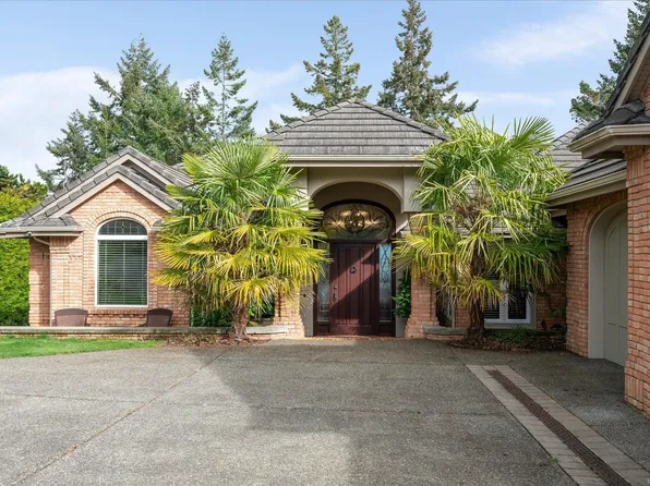 2450 Ainsley Pl, Nanaimo, BC V9P 9G9