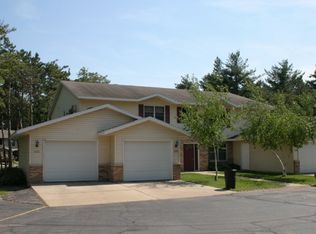N1202N1208 N Forest Ln, Prairie Du Sac, WI 53578