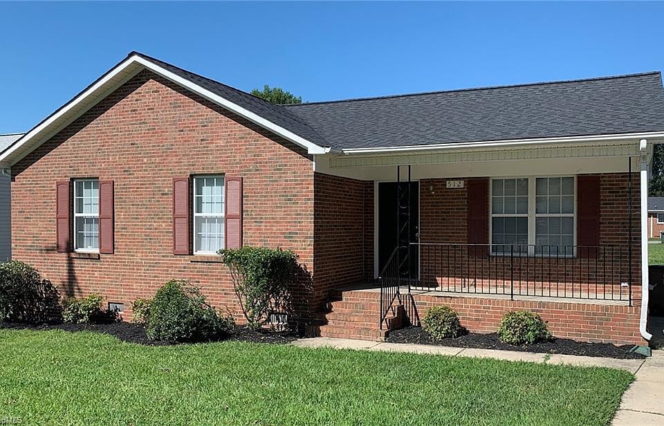 1st image of 512 Abington Dr