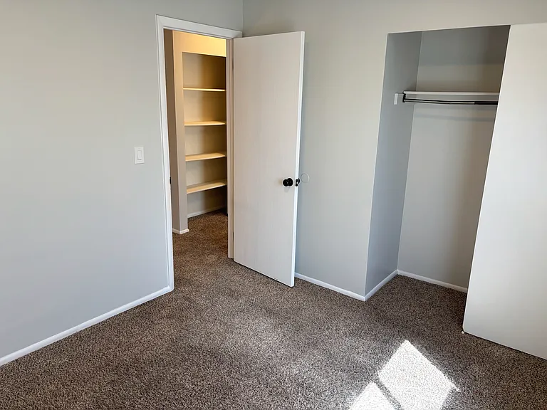 4239 W Bampton Ln — Photo 28