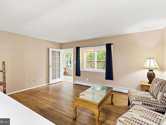 5th image of 11A Birch St #A