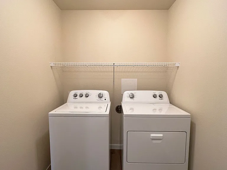 1419 Pine St #9 — Photo 9