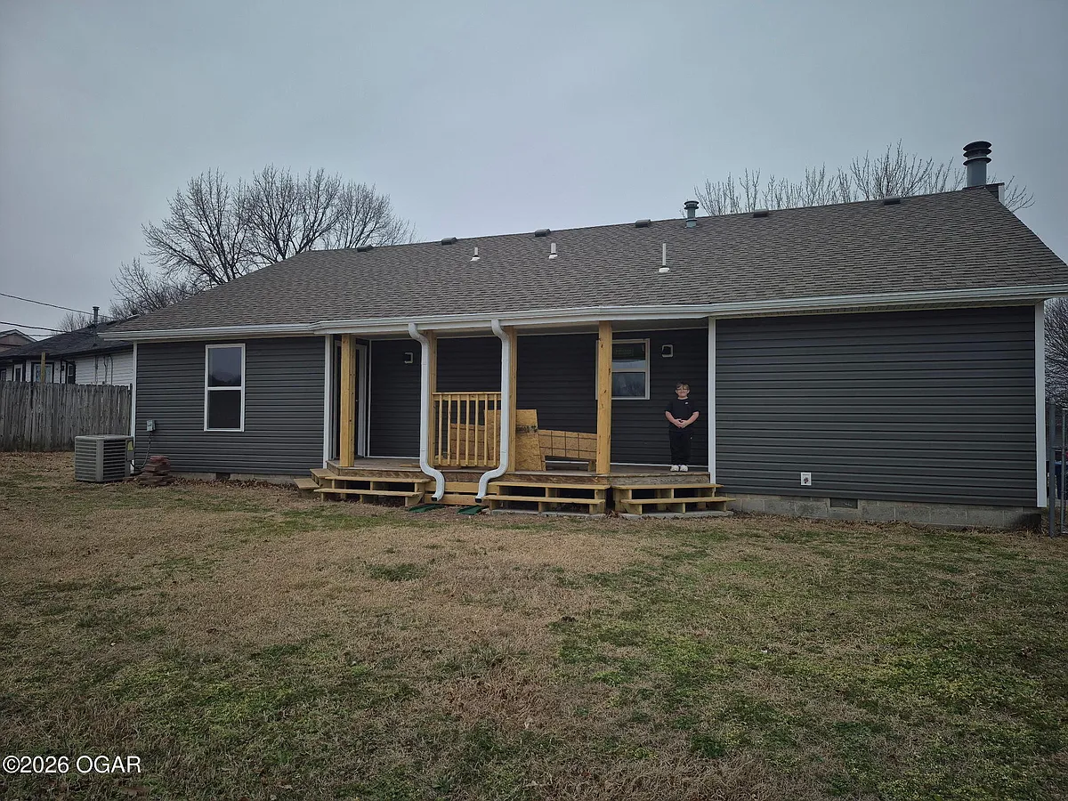 Building Photo - 735 Crockett Dr