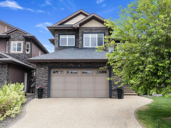 1511 Cunningham Cpe SW, Edmonton, AB T6W 0Y3
