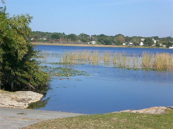 5th image of 700 McKay Dr