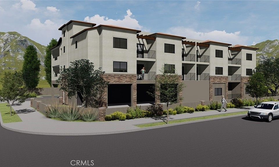 1st image of 449 River Rd #13