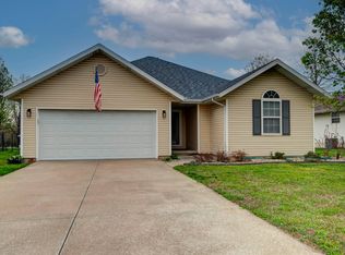 5441 S Spring Ct, Battlefield, MO 65619