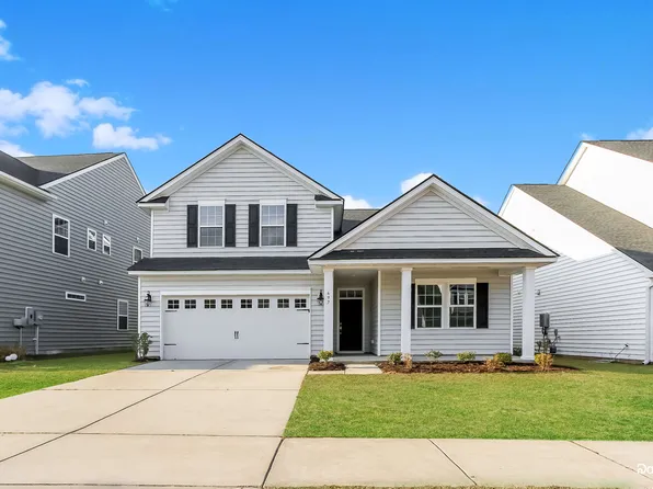 697 Redbud Ln, Summerville, SC 29486