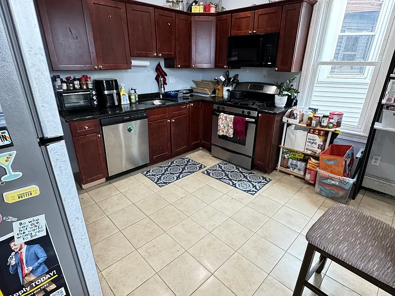 5 Iroquois St #3F — Photo 7
