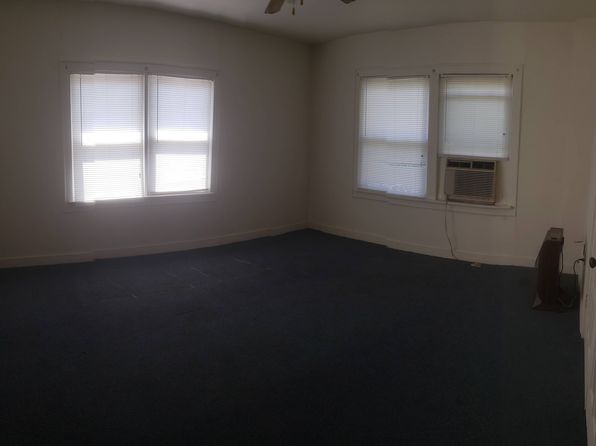120 N B St APT 4