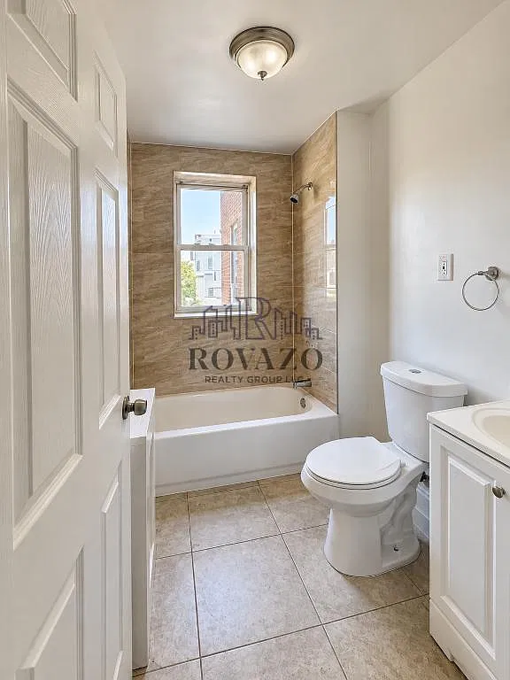 1 bed, 600 sqft, $1,550 — Photo 2