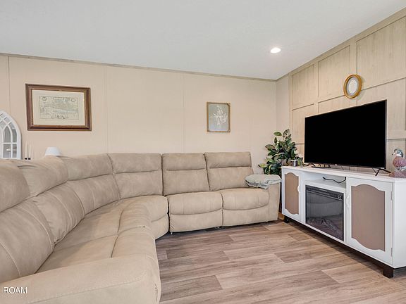 4th image of 3011 Amerada Rd