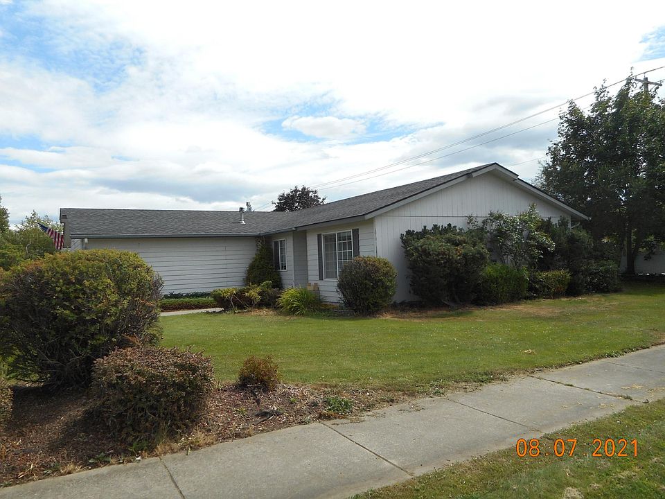 2nd image of 1300 E Soft Breeze Ave