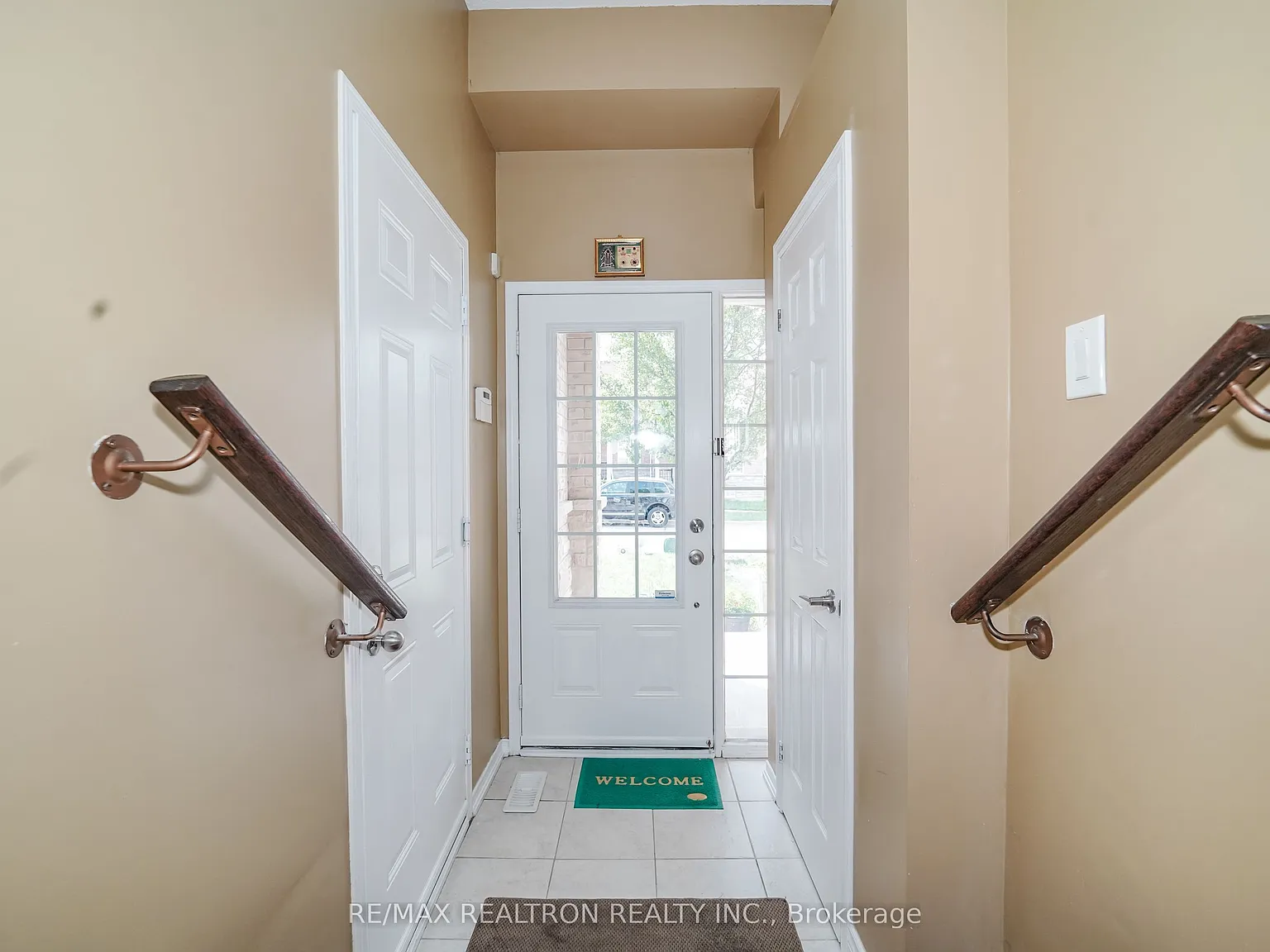 2 bed, $2,600 — Photo 3
