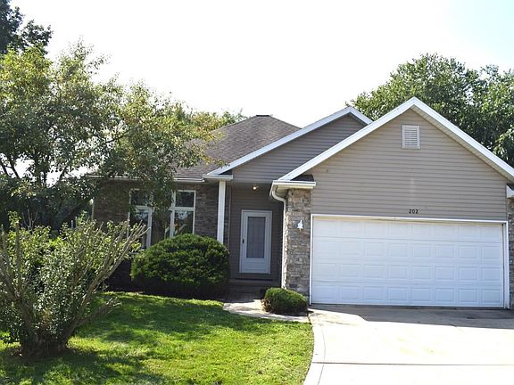 2nd image of 202 Kraus Dr