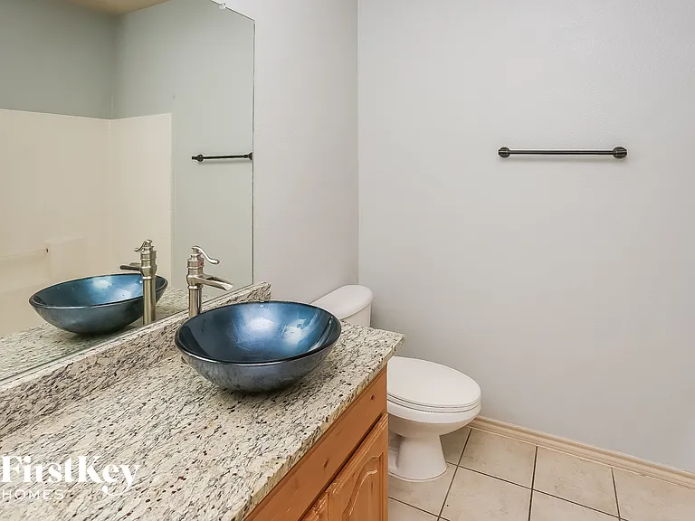 14413 Artesia Ct — Photo 14