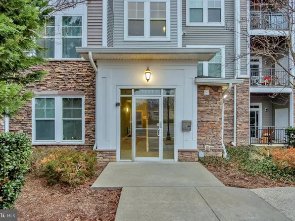 1311 Karen Blvd APT 203, Capitol Heights, MD 20743